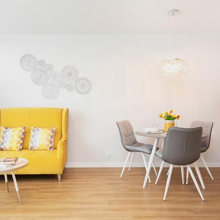 Apartment Warsaw Center By Renters Exterior photo