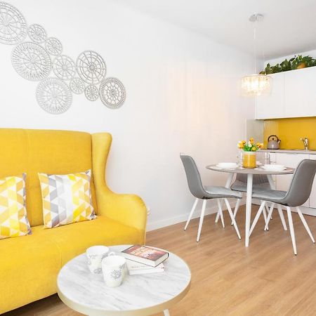Apartment Warsaw Center By Renters Exterior photo